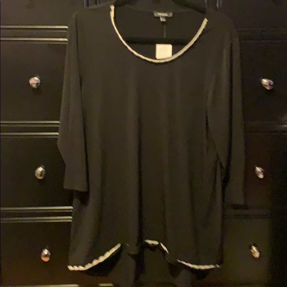 Black stretchy tunic